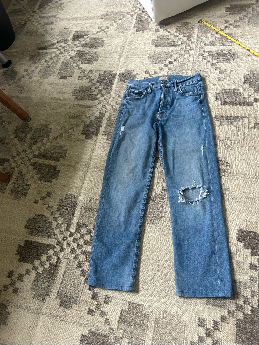 MOTHER Light Blue Tomcat ankle Distressed Jeans 25